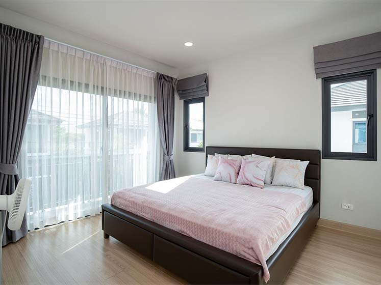 House with Shared Pool in Bangnatrad 